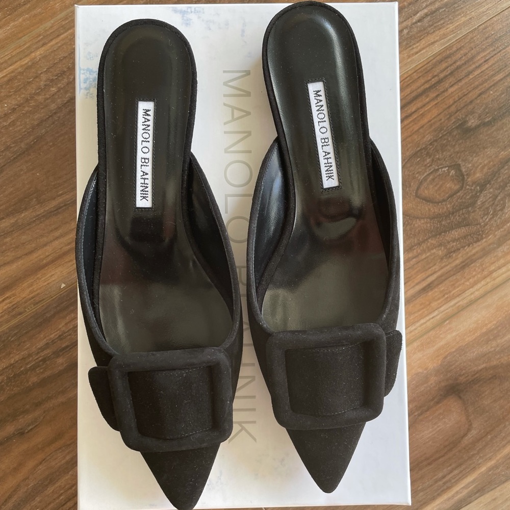 Manolo Blahnik Maysale flat - NEW - in box, never worn!
